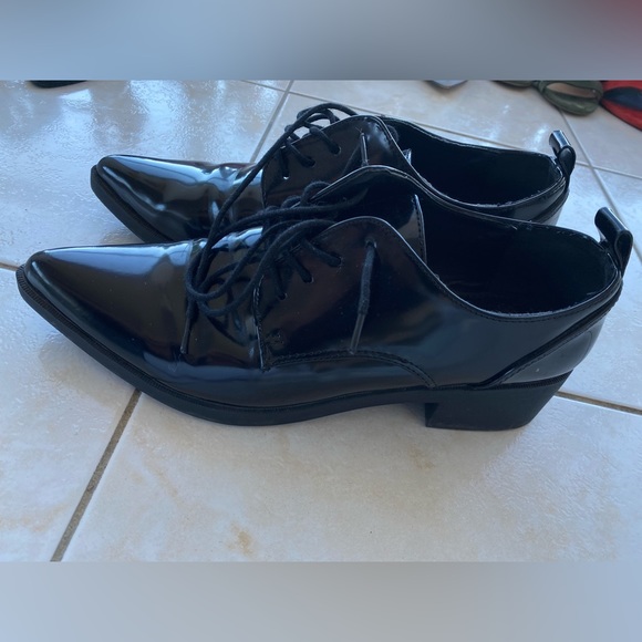 🛍️FOREVER 21 LOAFERS WORN TWICE SUPER COMFY - Picture 2 of 5